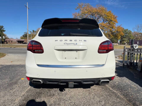 2012 Porsche Cayenne S