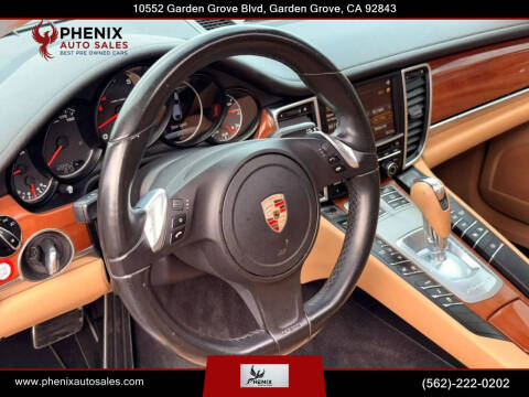 2015 Porsche Panamera