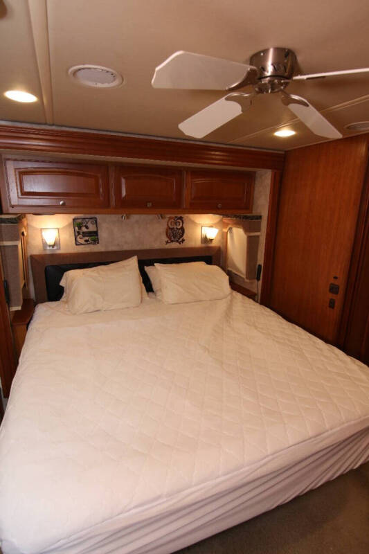 2011 Winnebago Journey