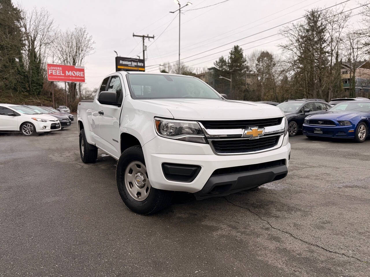 2019 Chevrolet Colorado Work Truck 4x4 4dr Extended Cab 6 ft. LB's photo