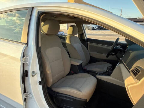 2020 Hyundai Elantra