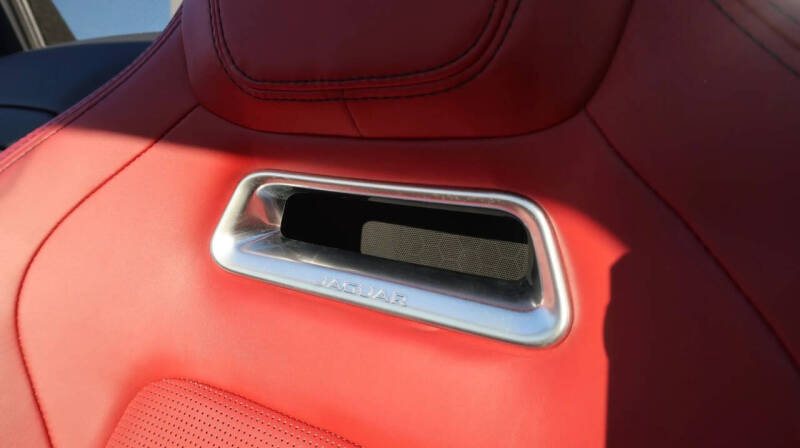 2020 Jaguar F-TYPE R