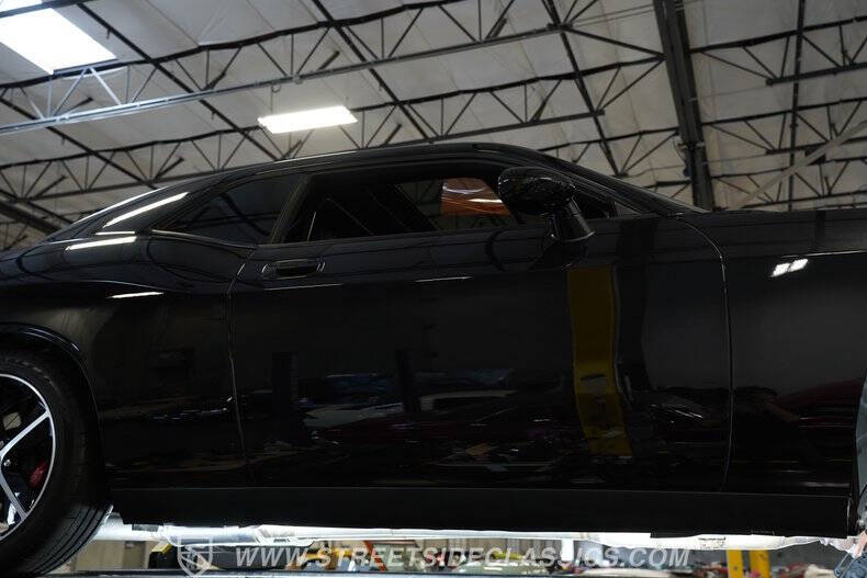 2010 Dodge Challenger SRT8