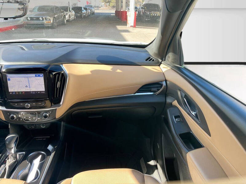 2023 Chevrolet Traverse Premier
