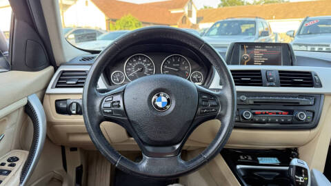 2013 BMW 3 Series 328i