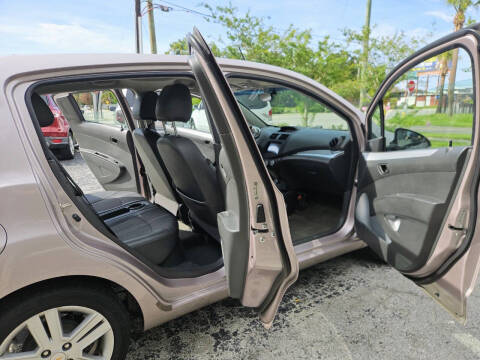 2013 Chevrolet Spark 1LT Auto