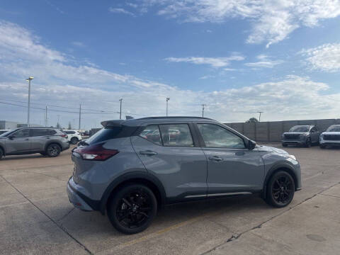 2024 Nissan Kicks SR