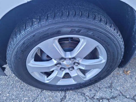 2017 Chevrolet Traverse LT