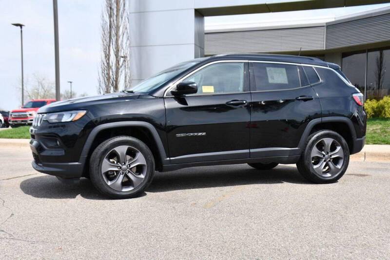 2022 Jeep Compass Latitude Lux