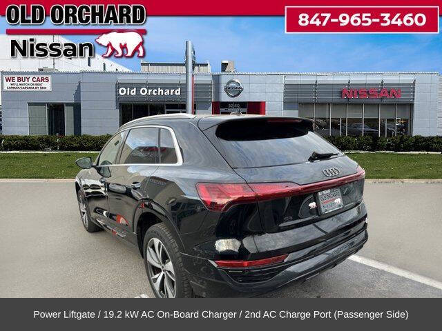 2024 Audi Q8 e-tron quattro Premium Plus