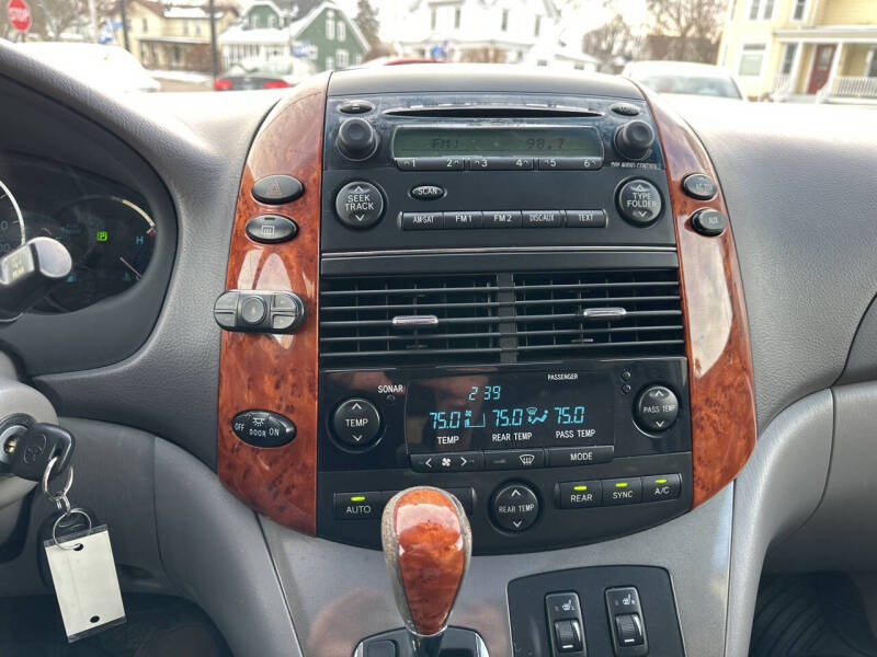 2008 Toyota Sienna XLE Limited