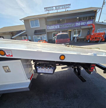 2020 Freightliner M2 106