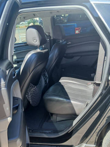 2011 Cadillac SRX Performance Collection