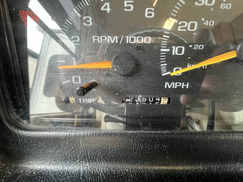 2000 Winnebago Adventurer