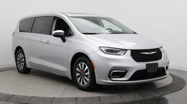 2023 Chrysler Pacifica Plug-In Hybrid Limited
