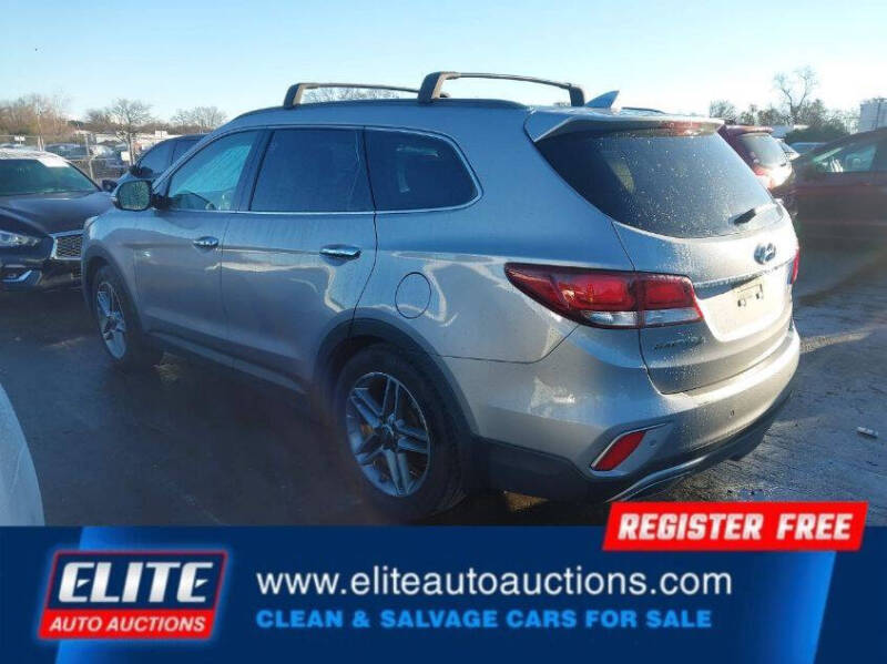 2017 Hyundai Santa Fe SE Ultimate