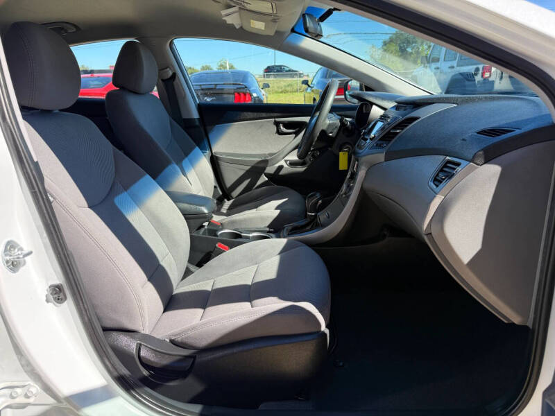2016 Hyundai Elantra