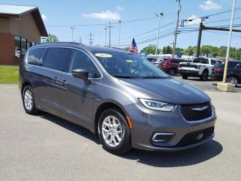 2022 Chrysler Pacifica Touring L