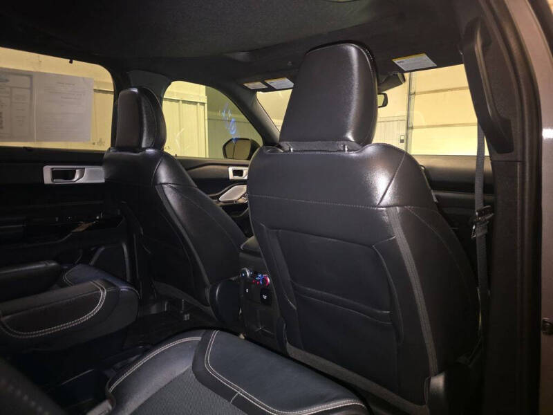 2021 Ford Explorer ST