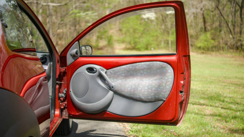 2000 Ford Ka