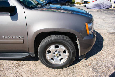 2012 Chevrolet Suburban LS