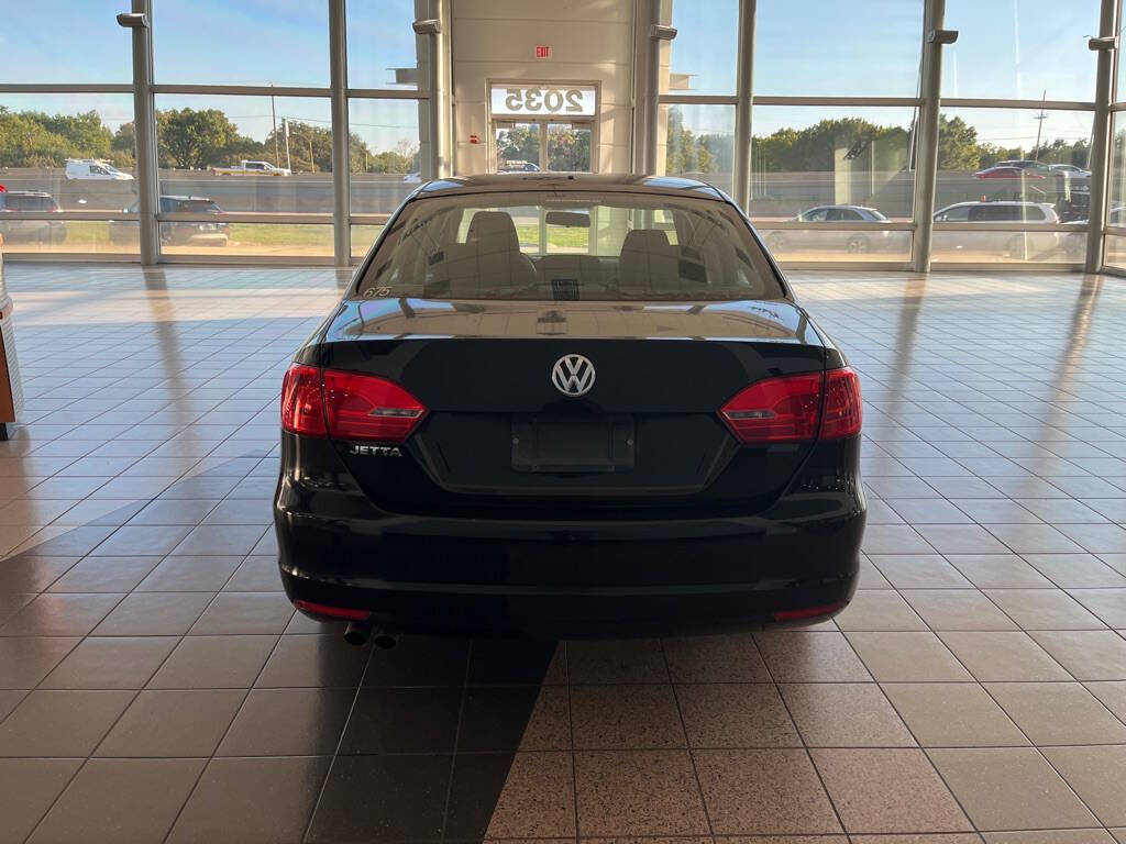 2013 Volkswagen Jetta for sale at Auto Haus Imports in Grand Prairie, TX