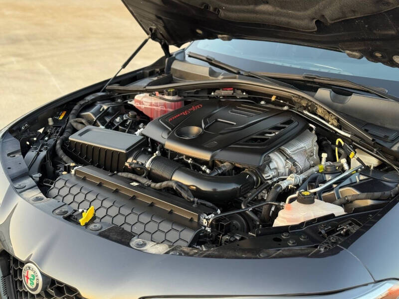 2023 Alfa Romeo Giulia Veloce