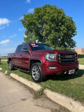 2017 GMC Sierra 1500 for sale at UNITED AUTO INC in South Sioux City NE