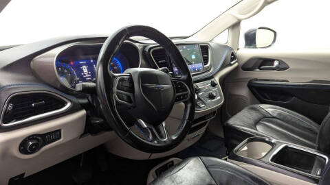 2021 Chrysler Pacifica Touring L