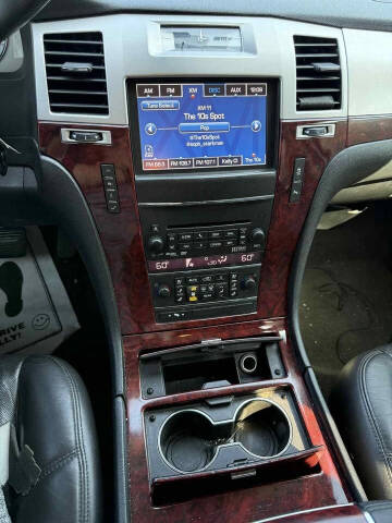 2014 Cadillac Escalade ESV Luxury