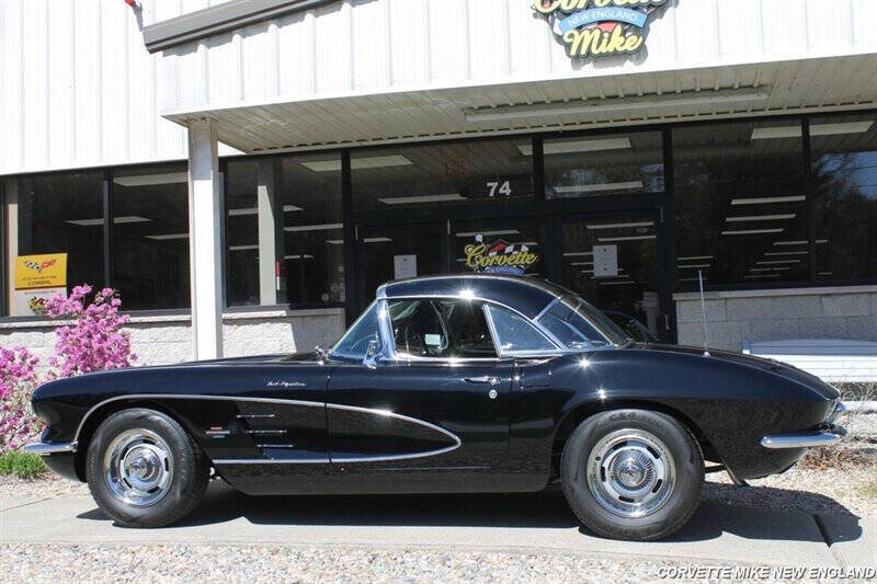 1961 Chevrolet Corvette 4