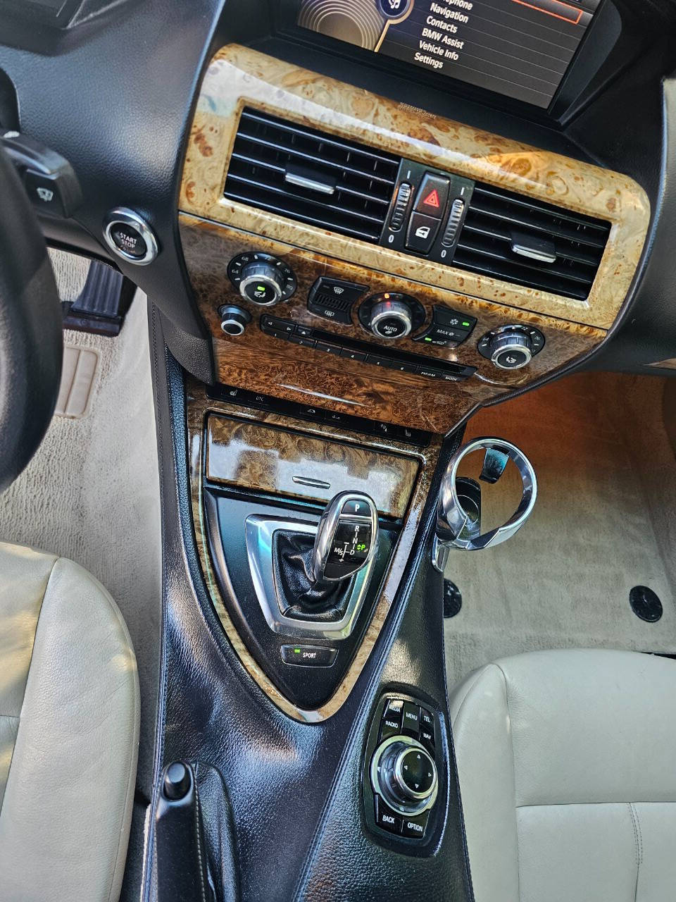 2010 BMW 6 Series 38