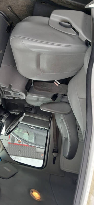2005 Ford E-Series E-150