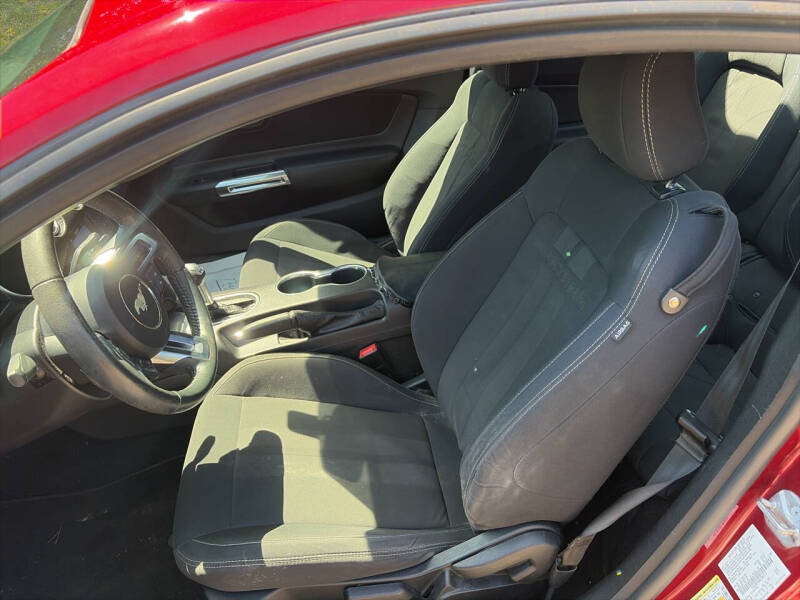 2019 Ford Mustang EcoBoost