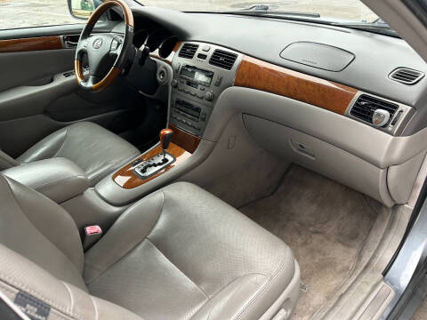 2005 Lexus ES 330