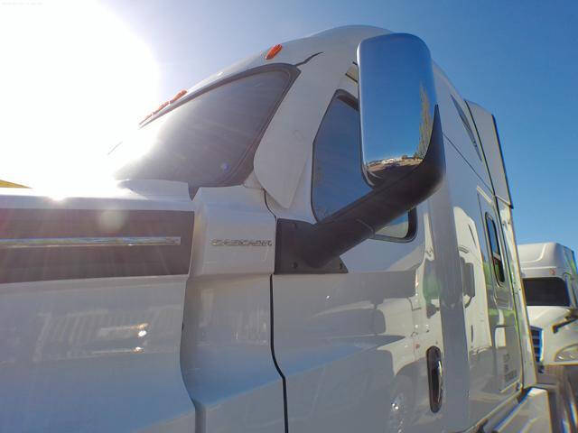 2022 Freightliner Cascadia