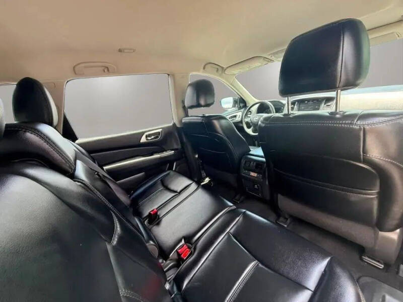 2017 Nissan Pathfinder