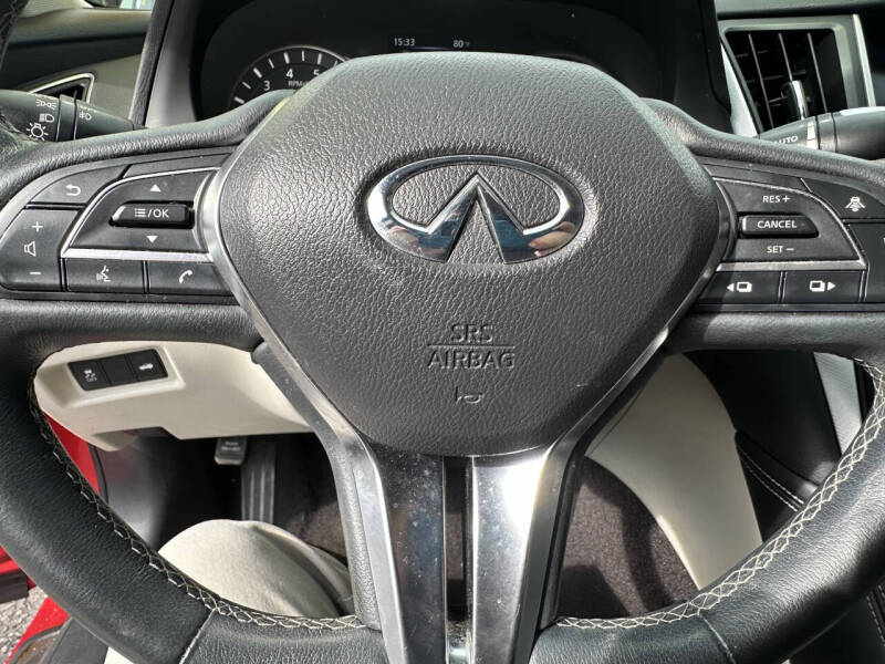 2022 Infiniti Q50 Luxe