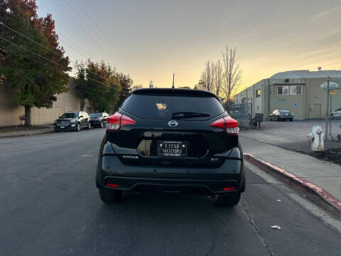 2020 Nissan Kicks SV