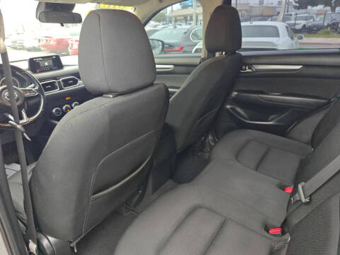 2018 Mazda CX-5 Sport