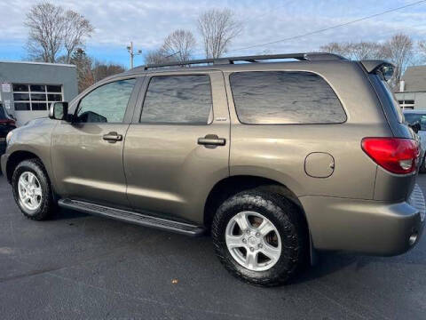 2013 Toyota Sequoia SR5