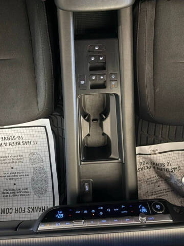 2024 Hyundai IONIQ 6 SE