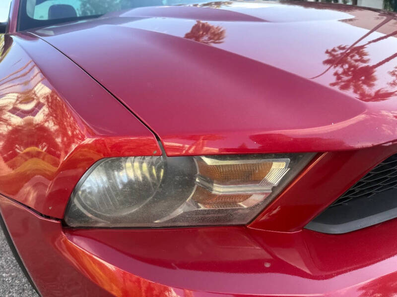 2010 Ford Mustang V6