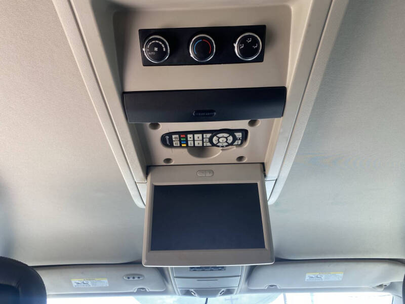 2016 Chrysler Town and Country Touring