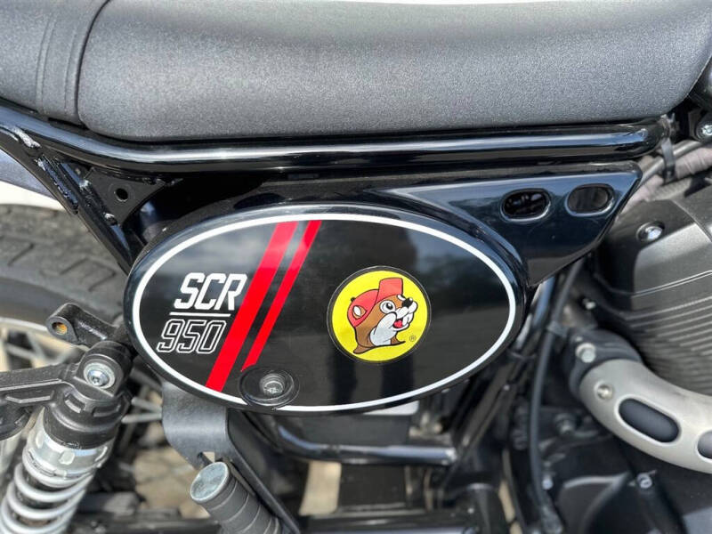 2017 Yamaha SCR950 -