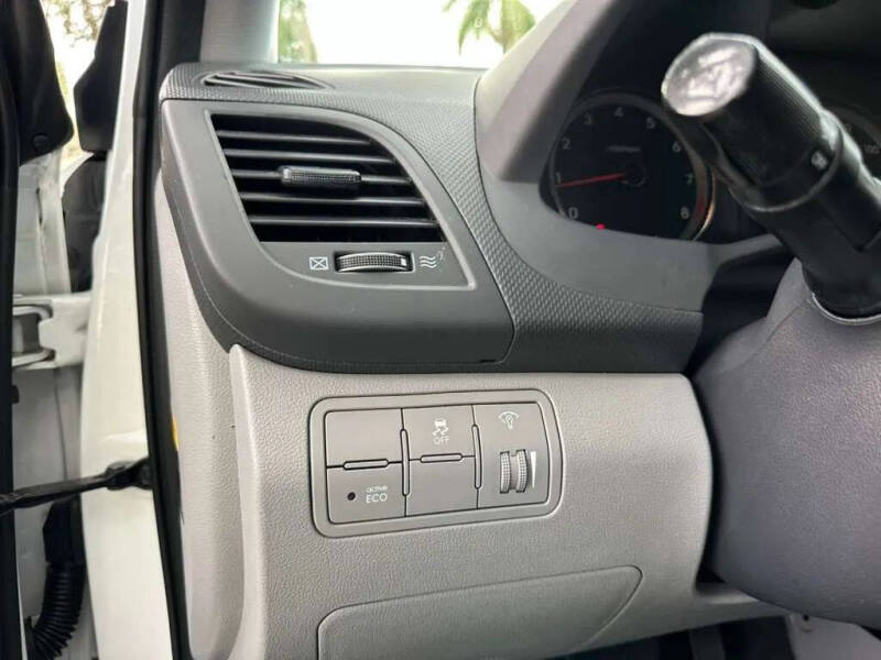 2015 Hyundai Accent GS