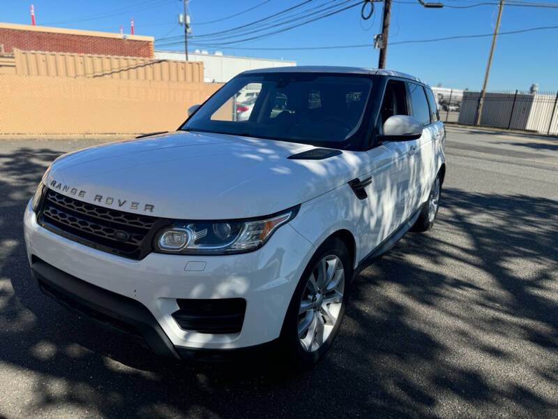 2017 Land Rover Range Rover Sport SE photo 3