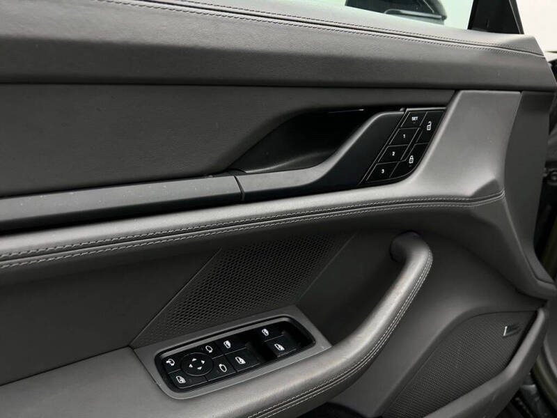 2022 Porsche Taycan 4S