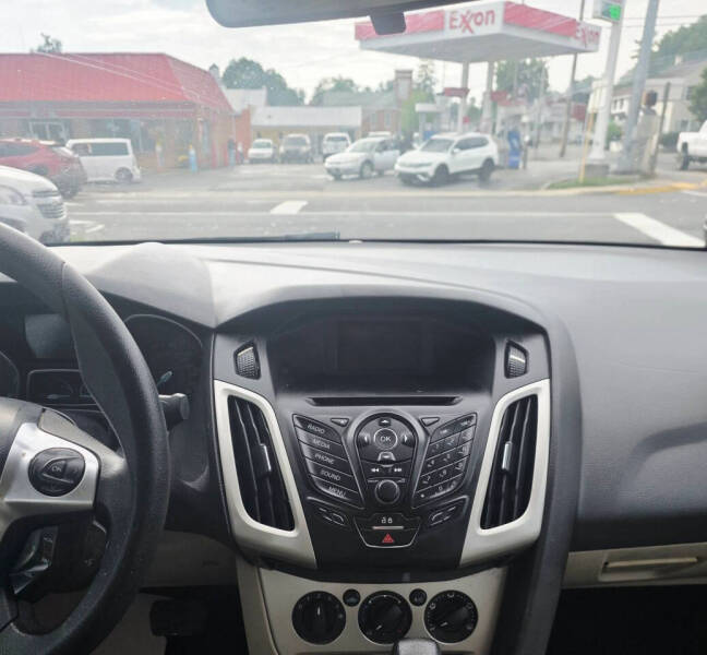 2013 Ford Focus SE