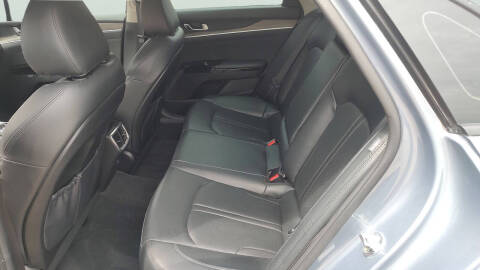 2023 Kia K5 EX